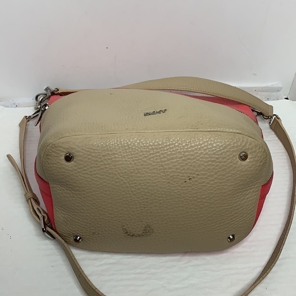 DKNY Tribeca HOBO BAG - Picture 5 of 9